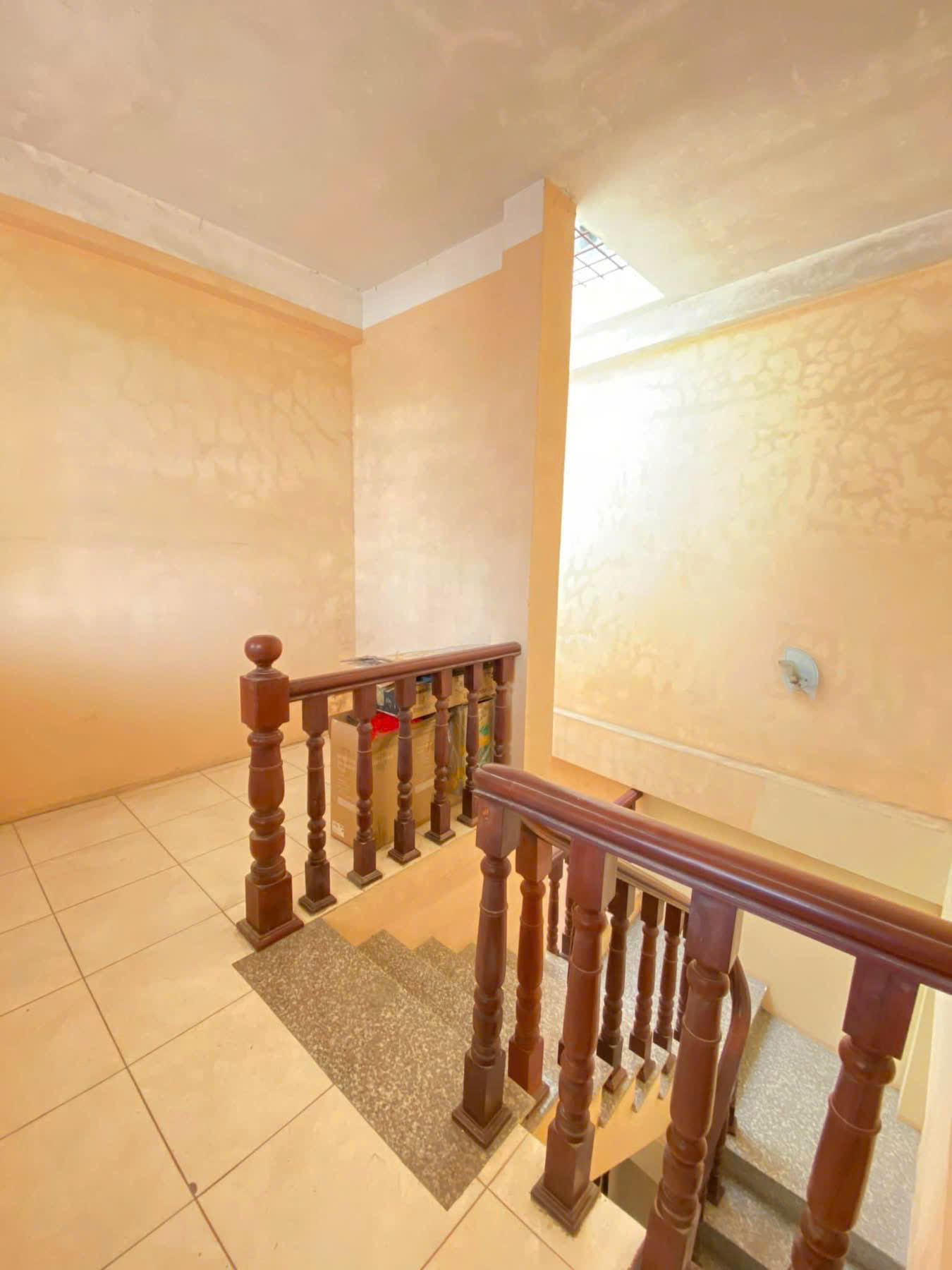 Cho thuê nhà nguyên căn ngõ 165 Giáp Bát, 5 tầng x 38m2, 3 ngủ, 4 WC, 11 Triệu ở sinh viên, gđ... - Ảnh 3